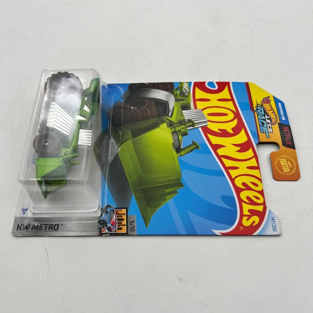 Hot Wheels Speed Dozer Green HW Metro 5/10 Lets Race 147/250 Diecast Car HTB17
